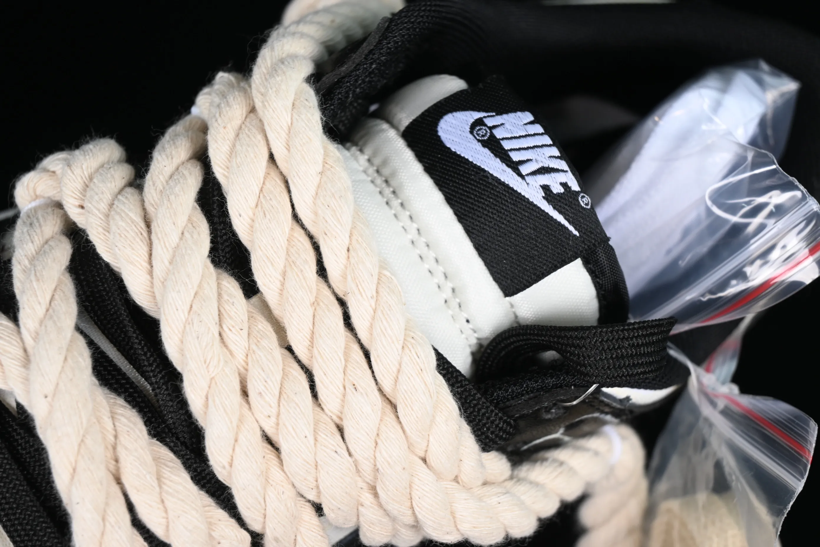 All categories Nk SB Dunk series Nk SB Dunk Low low-top sneakers J version Nk Dunk SB Low Retro high-end customized SB low-top sports and leisure sneakers DD1391-100